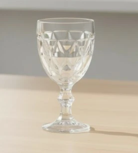 Set of 6 Elegant Crystal Glasses