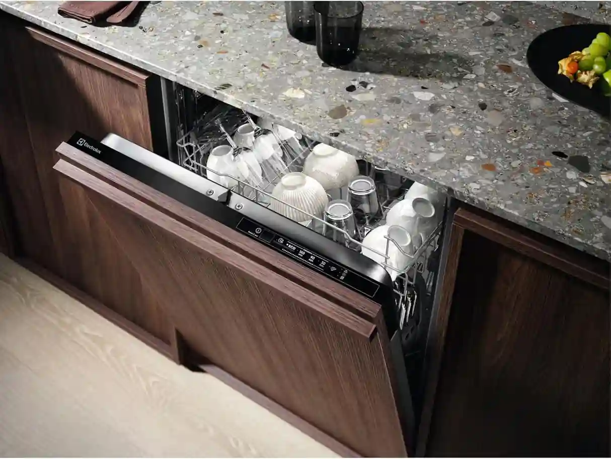 60cm Fully Integrated Dishwasher, 13-Place Settings, Built-In