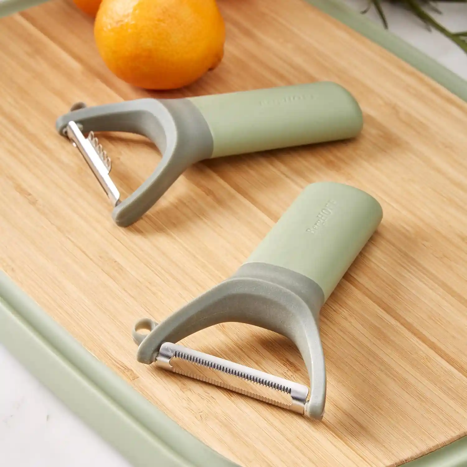 Serrated Y-peeler with ergonomic handle, stainless steel blade, 13cm