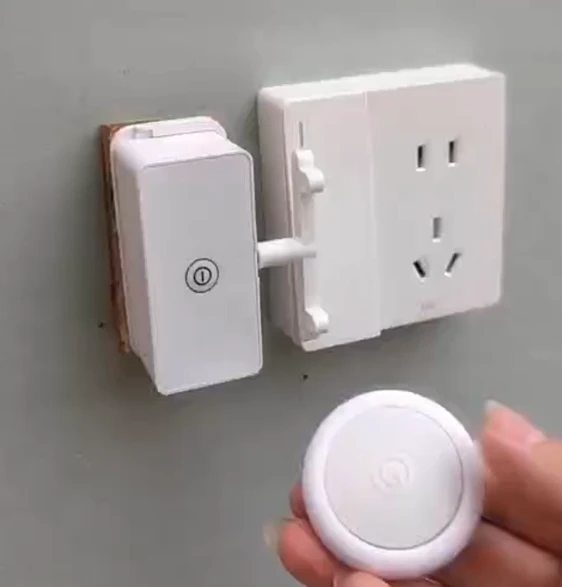 Smart Wireless Switch Controller â€“ Remote Light Control Bot