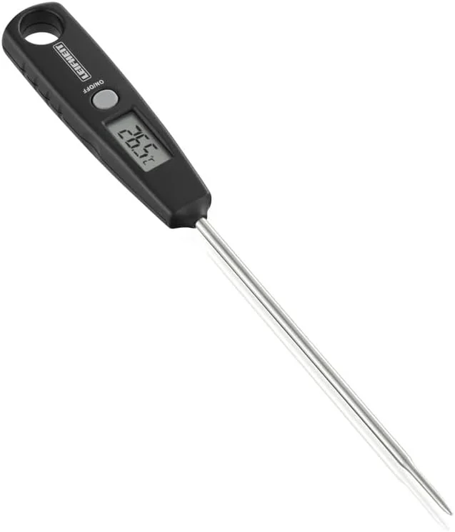 Digital kitchen thermometer for roasting, grilling, and baking, leifheit