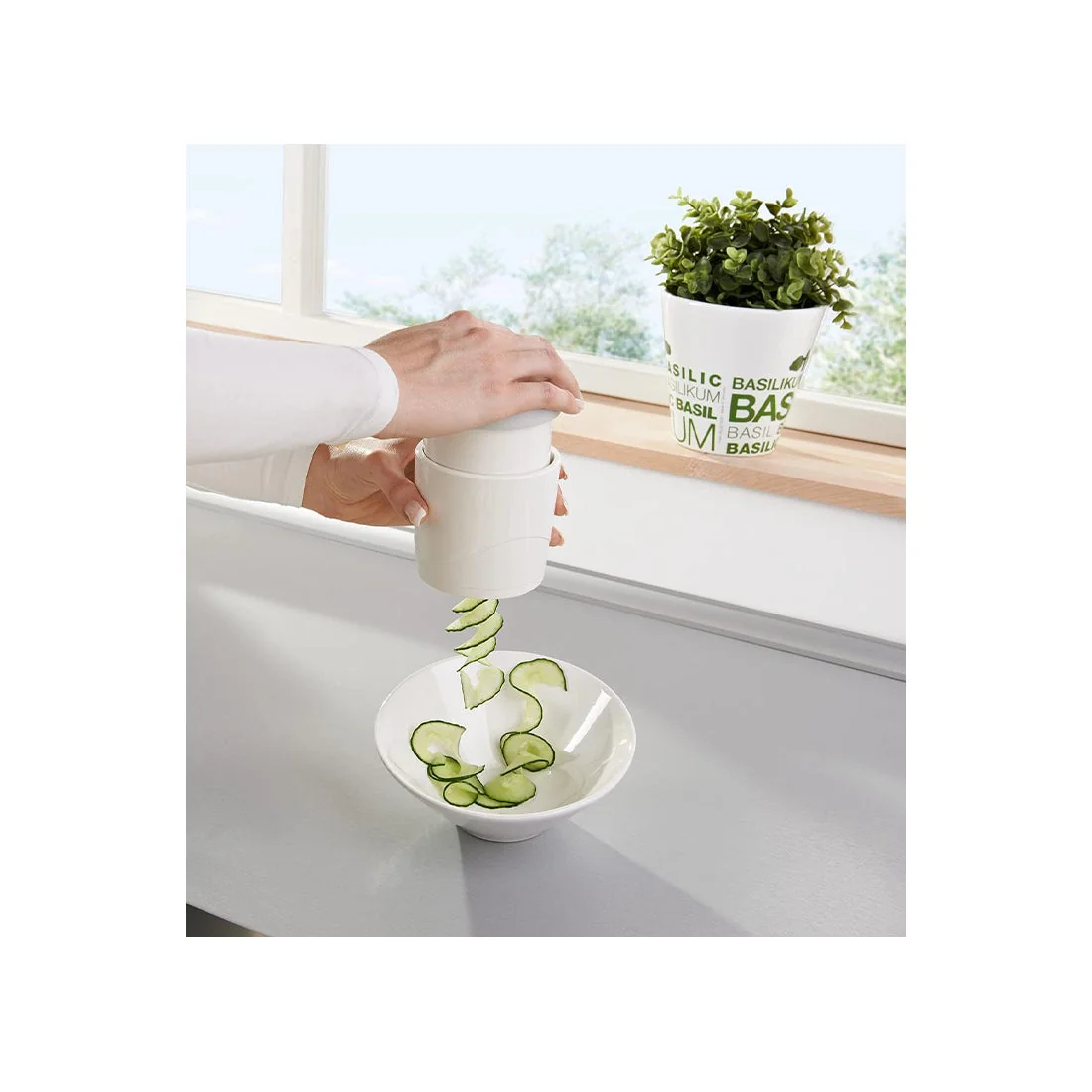 Onion Ring and Spiral Vegetable Slicer, Pearl Grey, Handheld