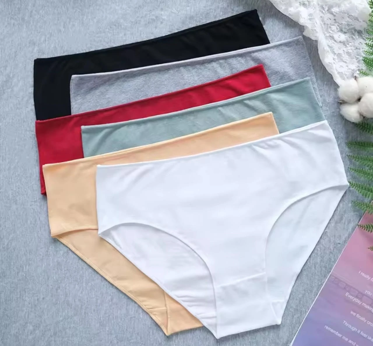 Women Cotton Laser Cut Seamless Panties