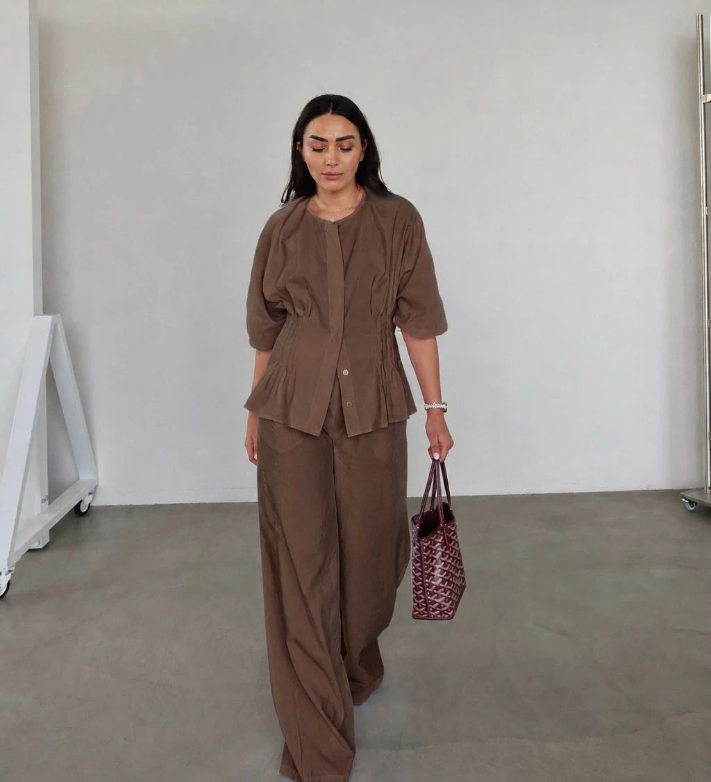 Elegant Women’s Two-Piece Set Shirt & Pant Set